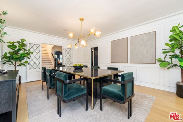 628 N Sierra Drive, Beverly Hills, CA 90210