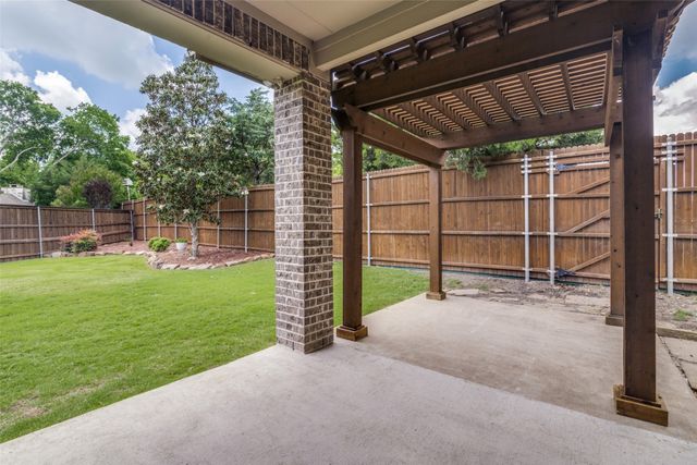10002 Edgeway Circle, Rowlett, TX 75089