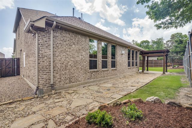 10002 Edgeway Circle, Rowlett, TX 75089