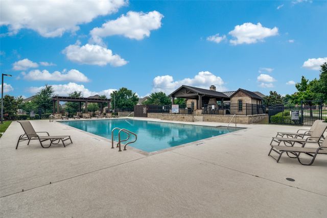 10002 Edgeway Circle, Rowlett, TX 75089