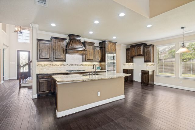 10002 Edgeway Circle, Rowlett, TX 75089