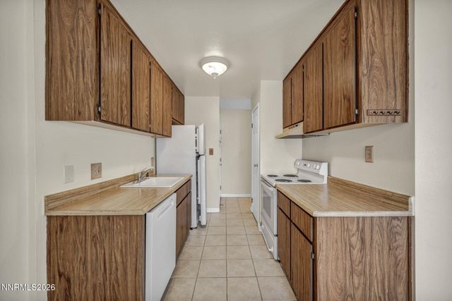 1551 Delucchi Lane F, Reno, NV 89502