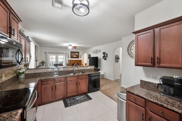 6140 Chalk Hollow Drive, Fort Worth, TX 76179
