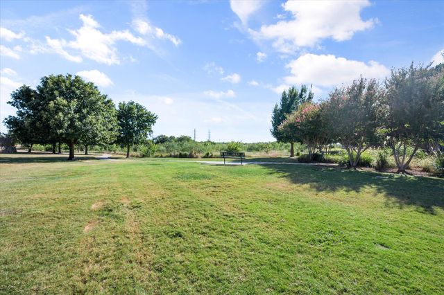 6140 Chalk Hollow Drive, Fort Worth, TX 76179
