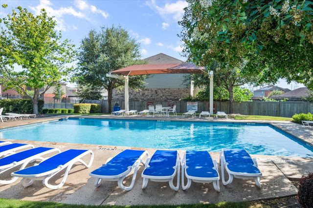 6140 Chalk Hollow Drive, Fort Worth, TX 76179