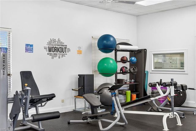 8929 Greenwich Hills WAY, Fort Myers, FL 33908