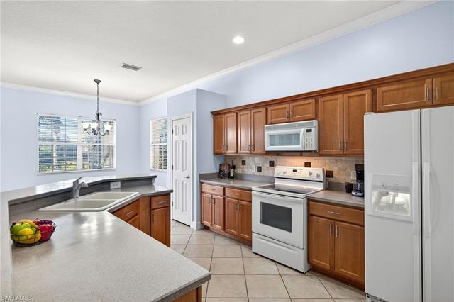 8929 Greenwich Hills WAY, Fort Myers, FL 33908