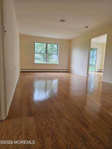 36 Everest Dr. N, Brick, NJ 08724