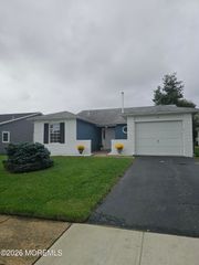 36 Everest Dr. N, Brick, NJ 08724