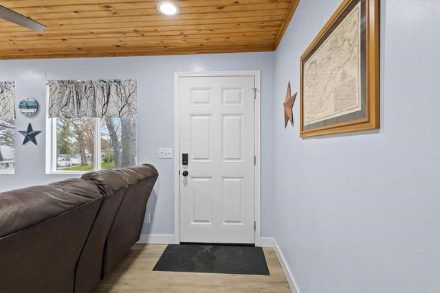 W1325 Spring Grove Road, Ripon, WI 54971