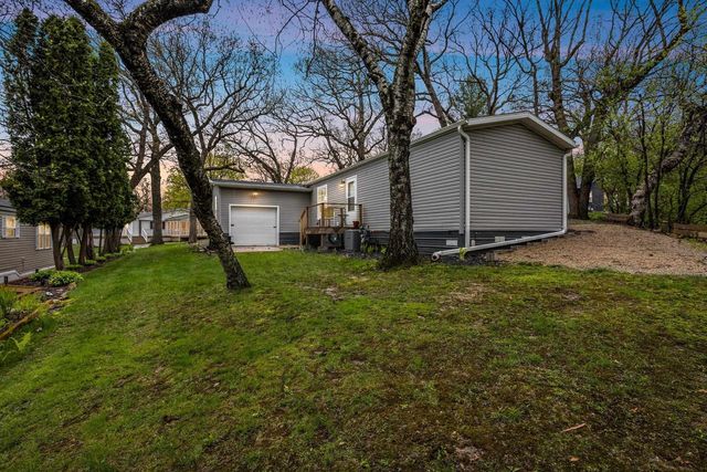 W1325 Spring Grove Road, Ripon, WI 54971