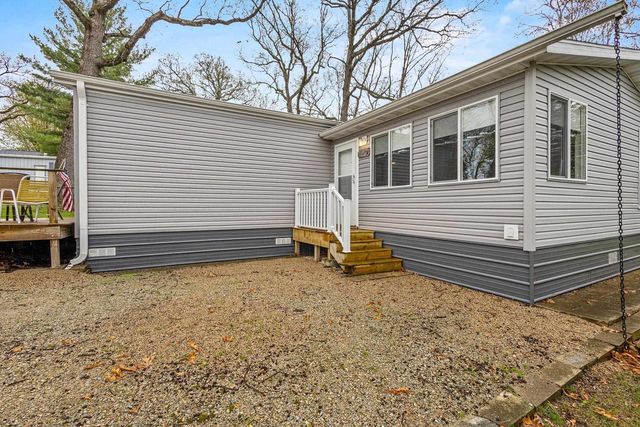 W1325 Spring Grove Road, Ripon, WI 54971