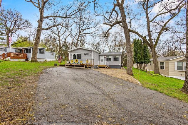 W1325 Spring Grove Road, Ripon, WI 54971