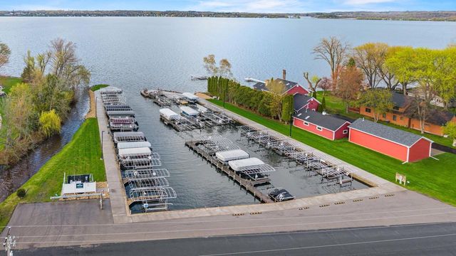 W1325 Spring Grove Road, Ripon, WI 54971