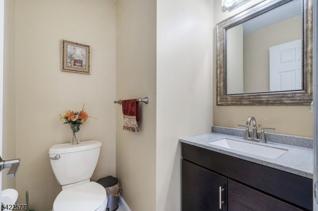 38 Johanna Court, Piscataway Twp., NJ 08854