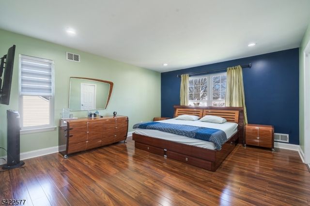 38 Johanna Court, Piscataway Twp., NJ 08854