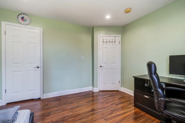 38 Johanna Court, Piscataway Twp., NJ 08854