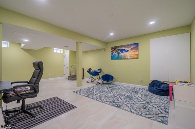 38 Johanna Court, Piscataway Twp., NJ 08854