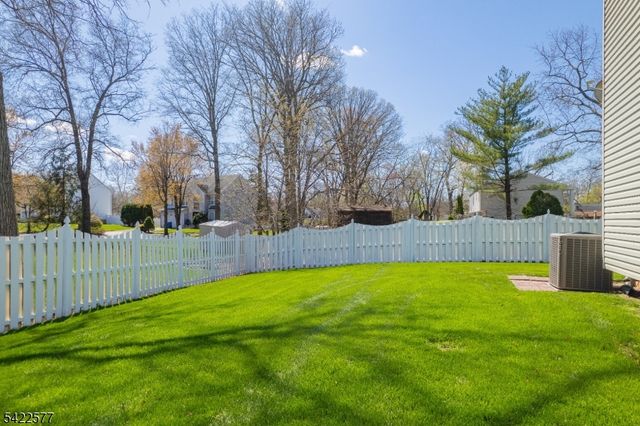 38 Johanna Court, Piscataway Twp., NJ 08854