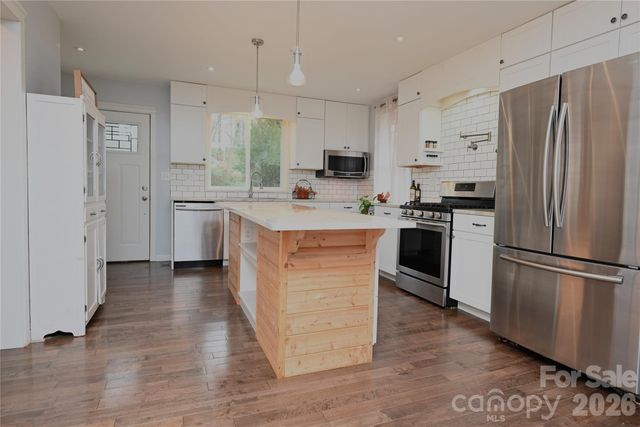 198 Clouse Lane, Taylorsville, NC 28681