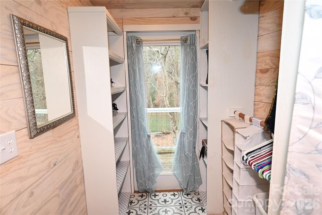 198 Clouse Lane, Taylorsville, NC 28681