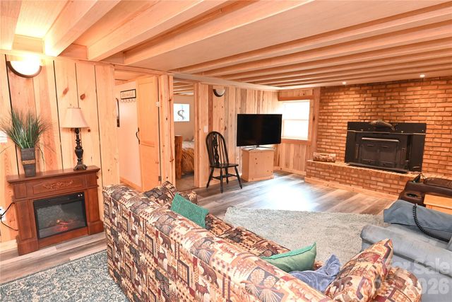 198 Clouse Lane, Taylorsville, NC 28681