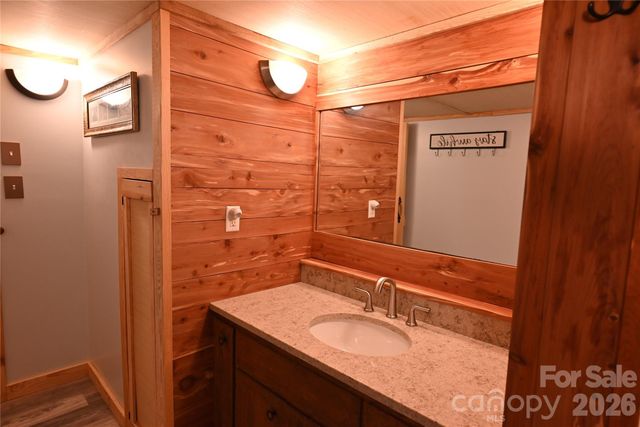 198 Clouse Lane, Taylorsville, NC 28681
