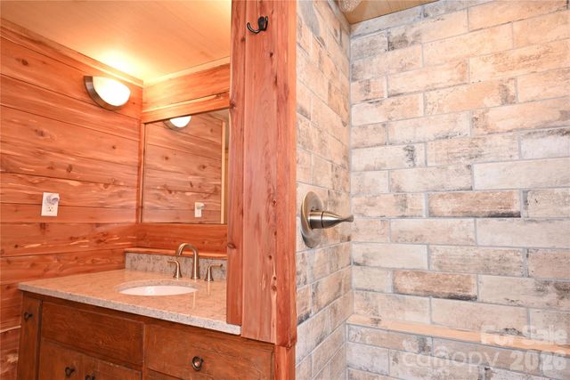 198 Clouse Lane, Taylorsville, NC 28681