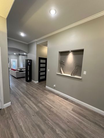 8912 Holt Street, Lakeside, TX 76135