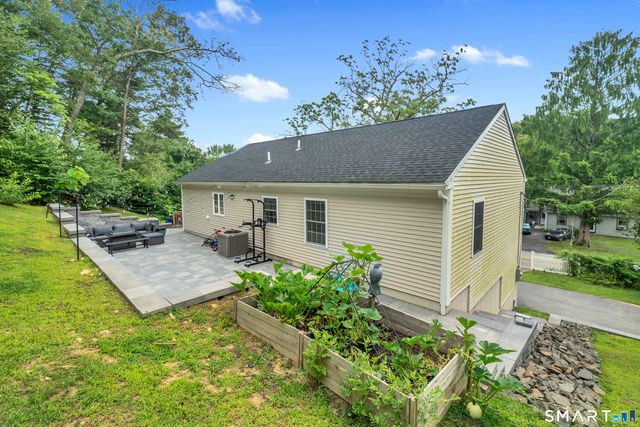 105-A East Pattagansett Road, East Lyme, CT 06357