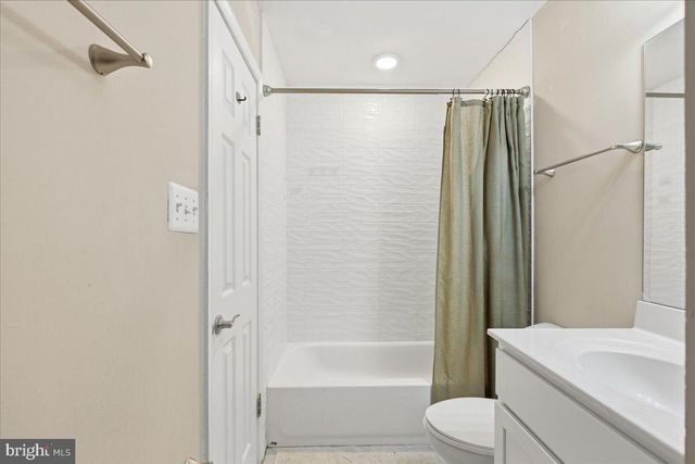 3053 HEATHCOTE RD, Waldorf, MD 20602