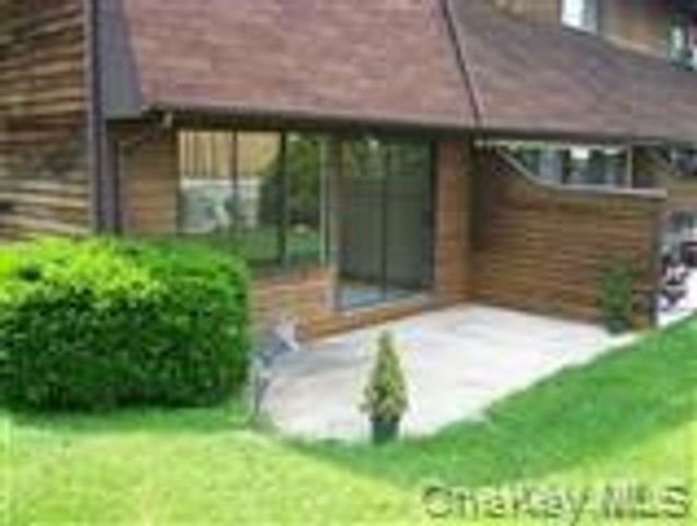 33 Roanoke Avenue, Rye Brook, NY 10573