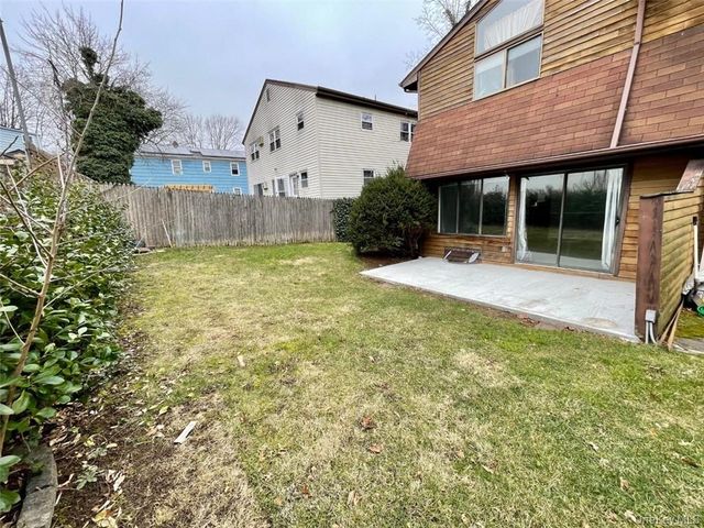 33 Roanoke Avenue, Rye Brook, NY 10573