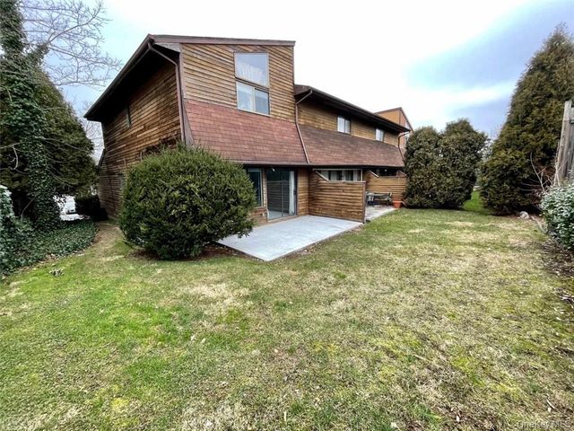 33 Roanoke Avenue, Rye Brook, NY 10573