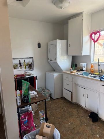 6450 Athol, 29 Palms, CA 92277