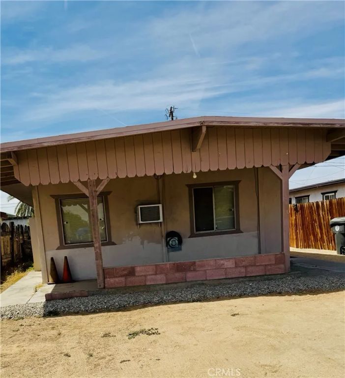6450 Athol, 29 Palms, CA 92277