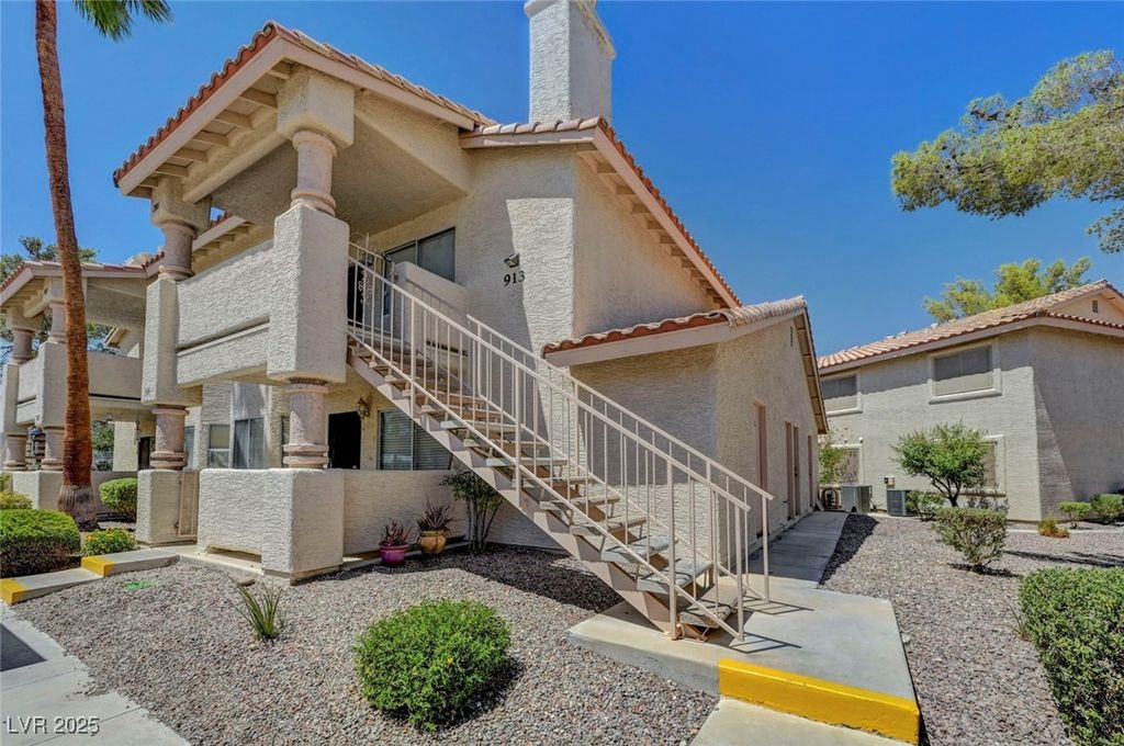 Image 1 of property listing at 913 Falconhead Lane 201, Las Vegas, NV 89128