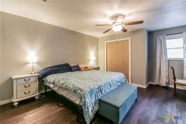 409 E Houston Street, Mexia, TX 76667