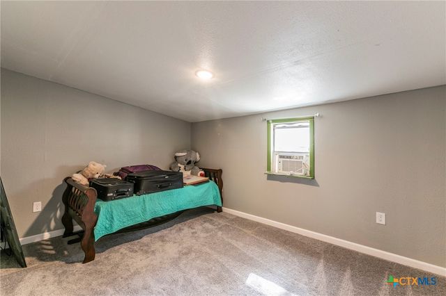 409 E Houston Street, Mexia, TX 76667
