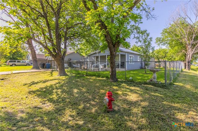 409 E Houston Street, Mexia, TX 76667