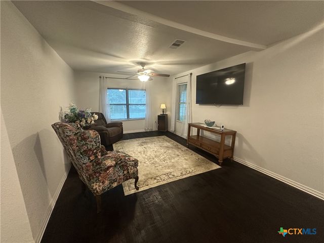 409 E Houston Street, Mexia, TX 76667