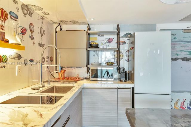 1100 West Ave 1020, Miami Beach, FL 33139