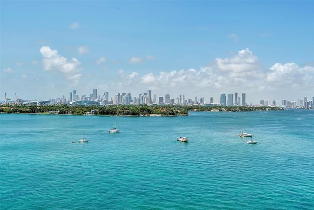 1100 West Ave 1020, Miami Beach, FL 33139