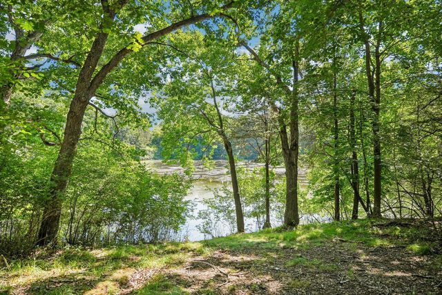 W335N5421 Wedgewood DRIVE, Nashotah, WI 53058