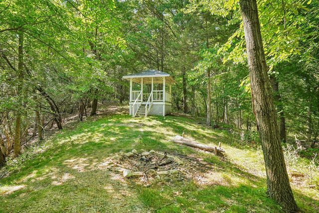 W335N5421 Wedgewood DRIVE, Nashotah, WI 53058
