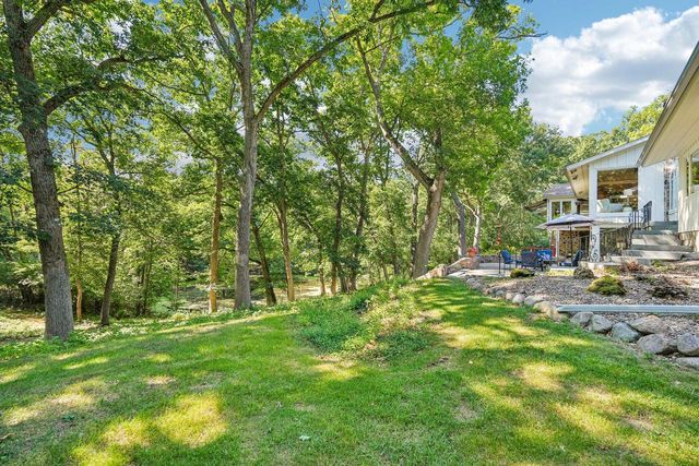 W335N5421 Wedgewood DRIVE, Nashotah, WI 53058