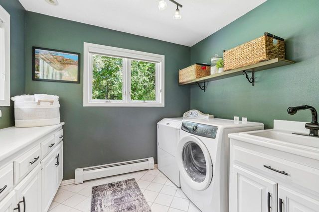W335N5421 Wedgewood DRIVE, Nashotah, WI 53058