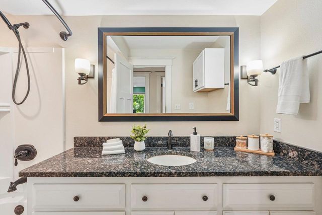 W335N5421 Wedgewood DRIVE, Nashotah, WI 53058