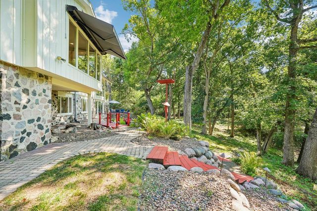 W335N5421 Wedgewood DRIVE, Nashotah, WI 53058