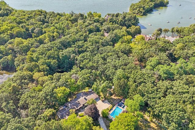 W335N5421 Wedgewood DRIVE, Nashotah, WI 53058